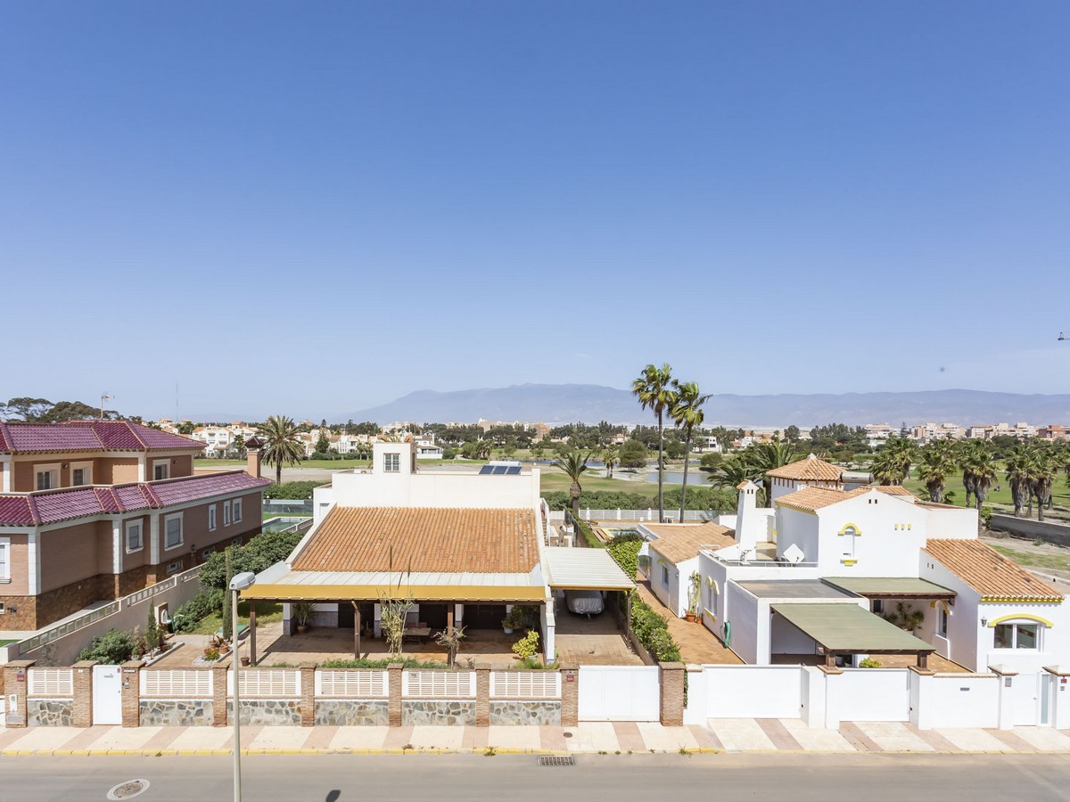 Majestic villa in the heart of Playa Serena