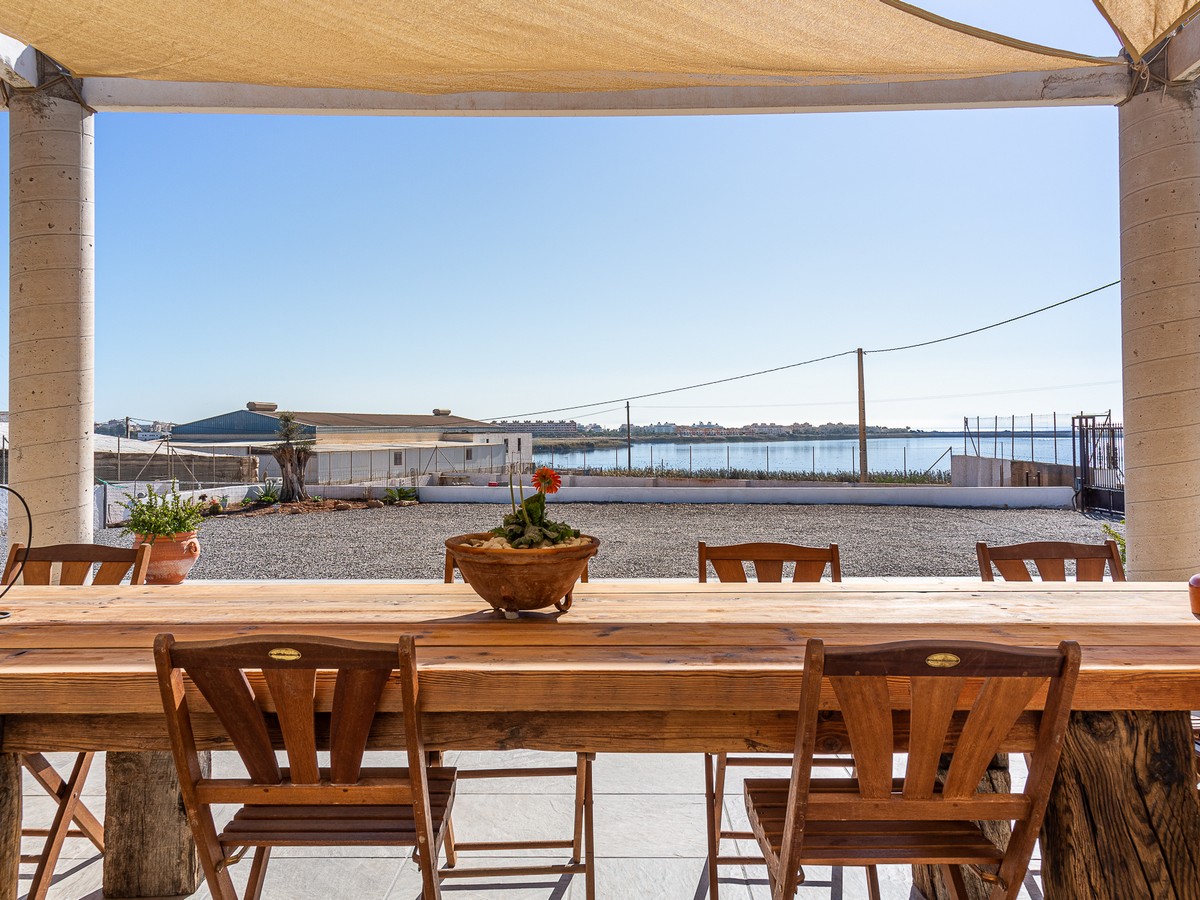 Spectaculaire maison de campagne - hôtel à Roquetas de Mar