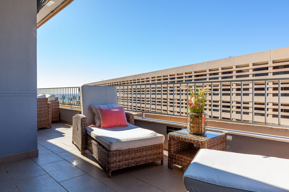 Luxuriöse Eigentumswohnung, 1. Strandreihe, Wohnanlage Mirador de Playa Serena
