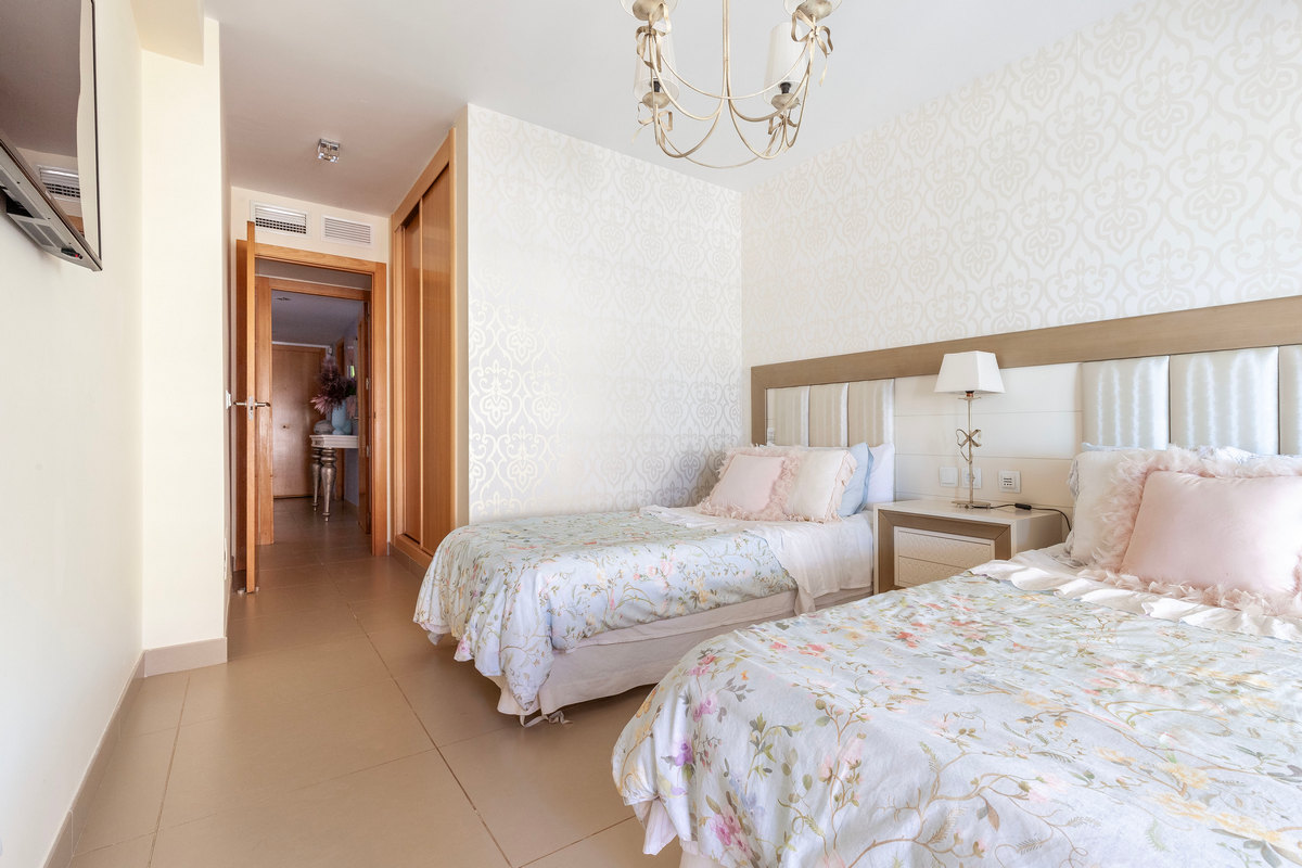 Luxurious flat, first beach line, Complex Mirador de Playa Serena