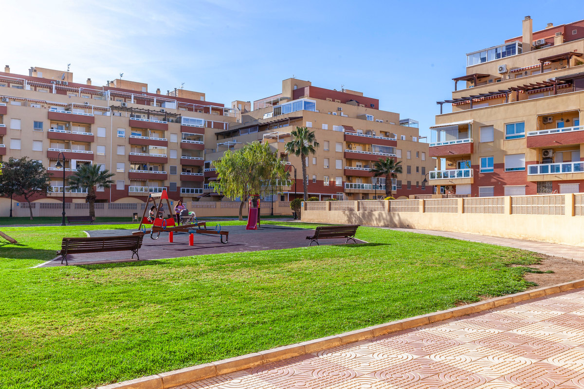 Apartment with sea views, Complex Torrequebrada, Aguadulce