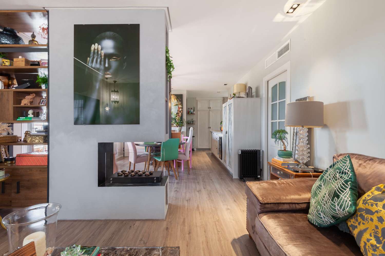 Moderno y amplio piso junto al campo de golf