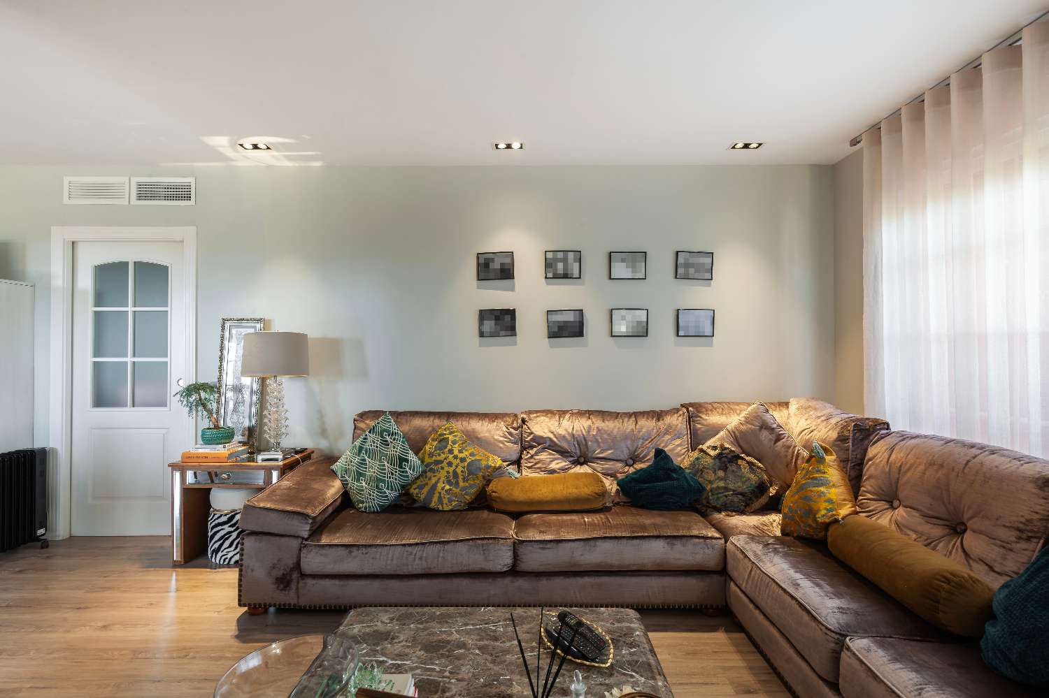 Moderno y amplio piso junto al campo de golf