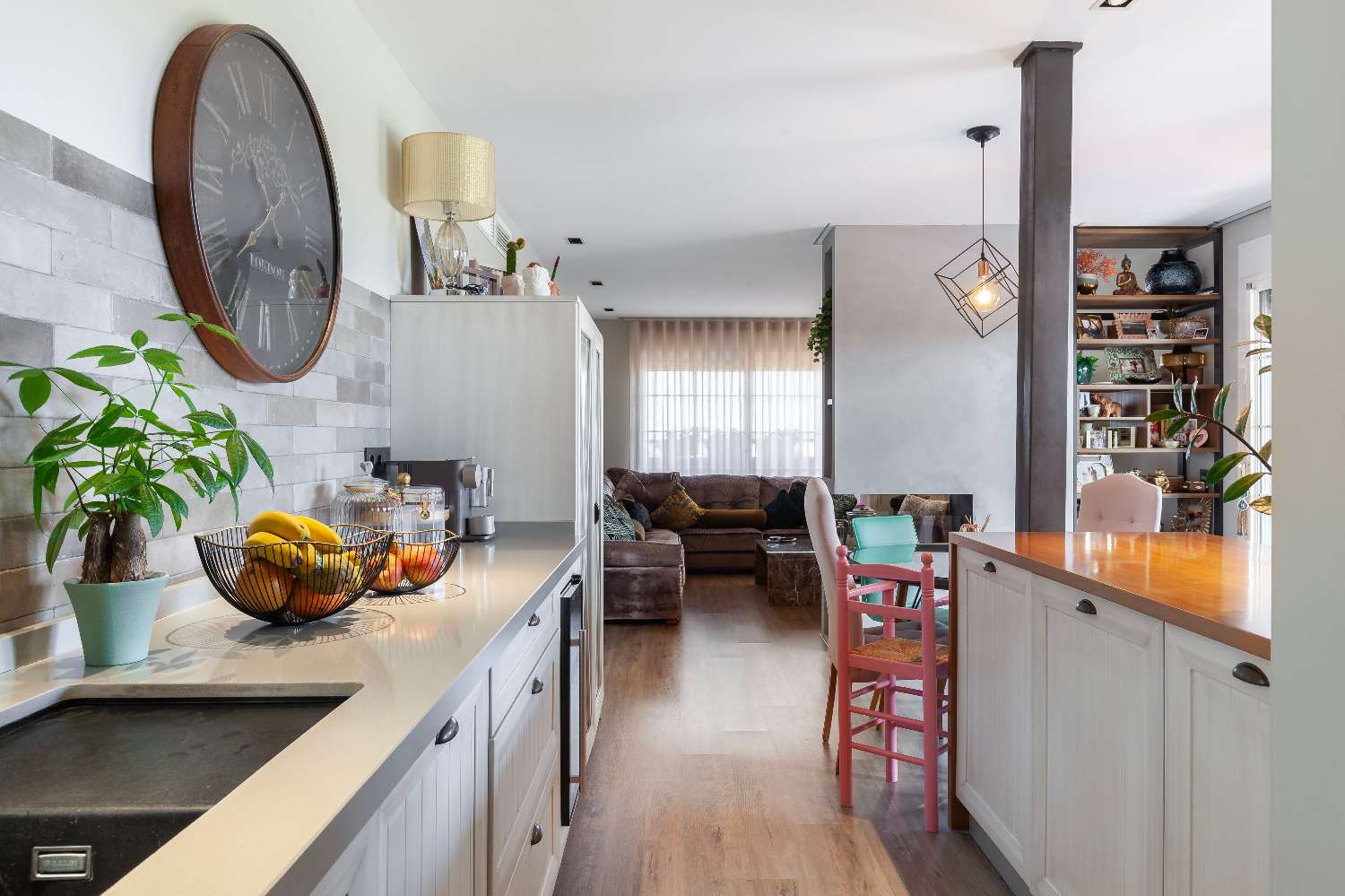 Moderno y amplio piso junto al campo de golf