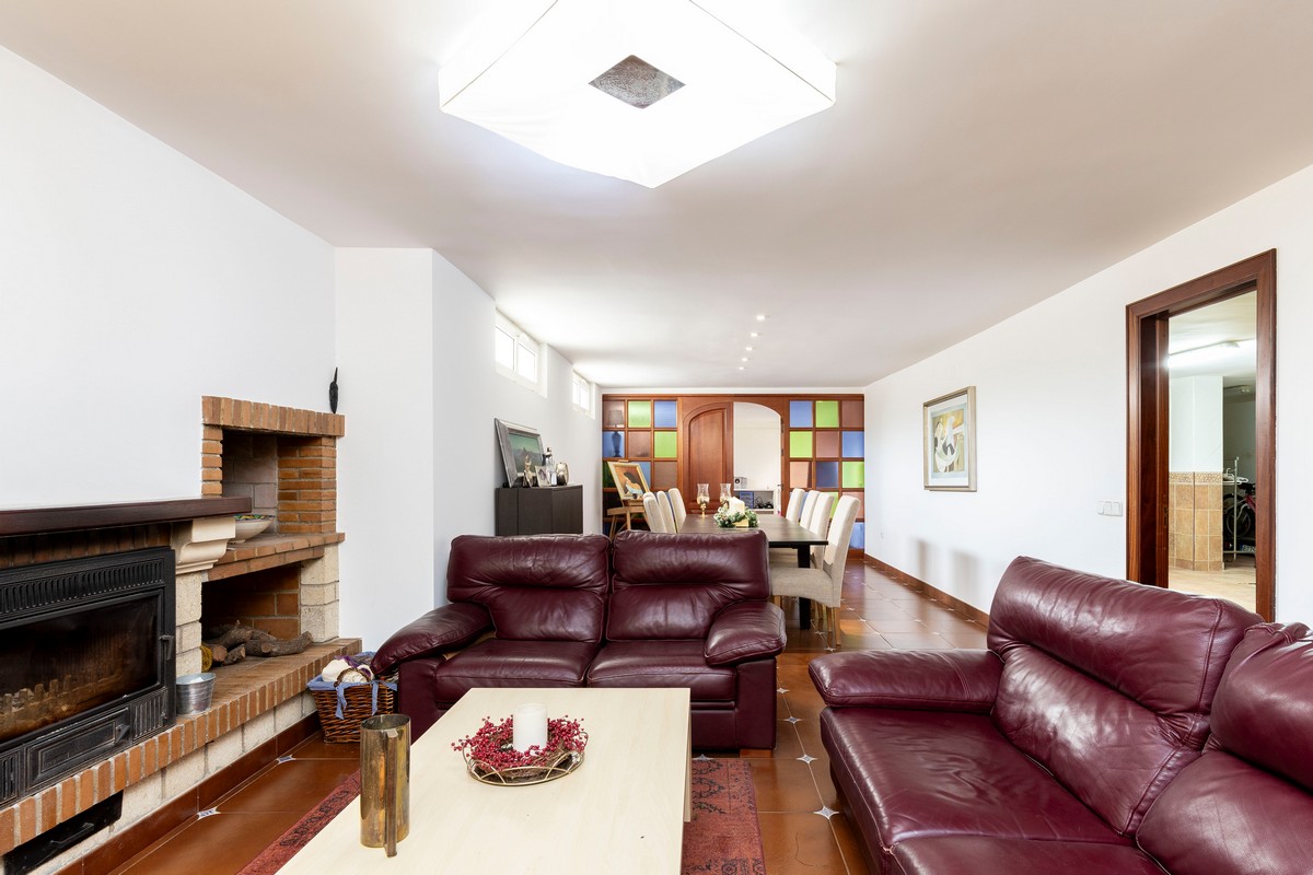 Magnífica Mansión en Villablanca (Almería)