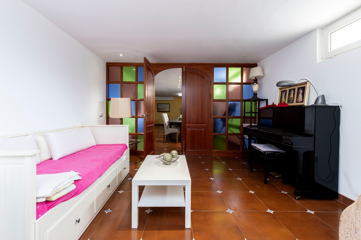 Magnífica Mansión en Villablanca (Almería)