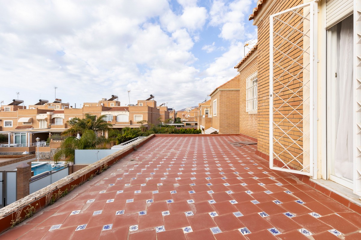 Magnífica Mansión en Villablanca (Almería)