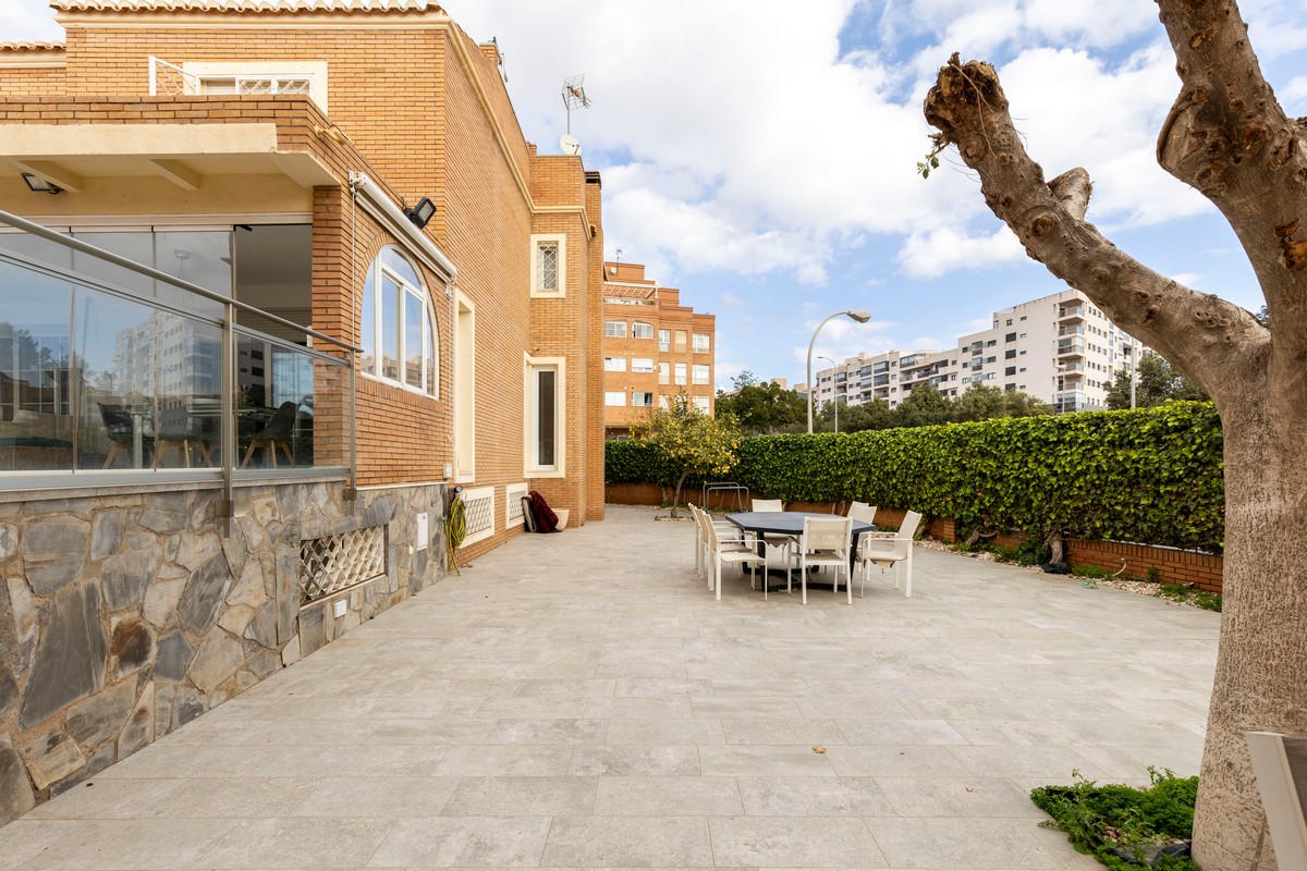 Magnífica Mansión en Villablanca (Almería)