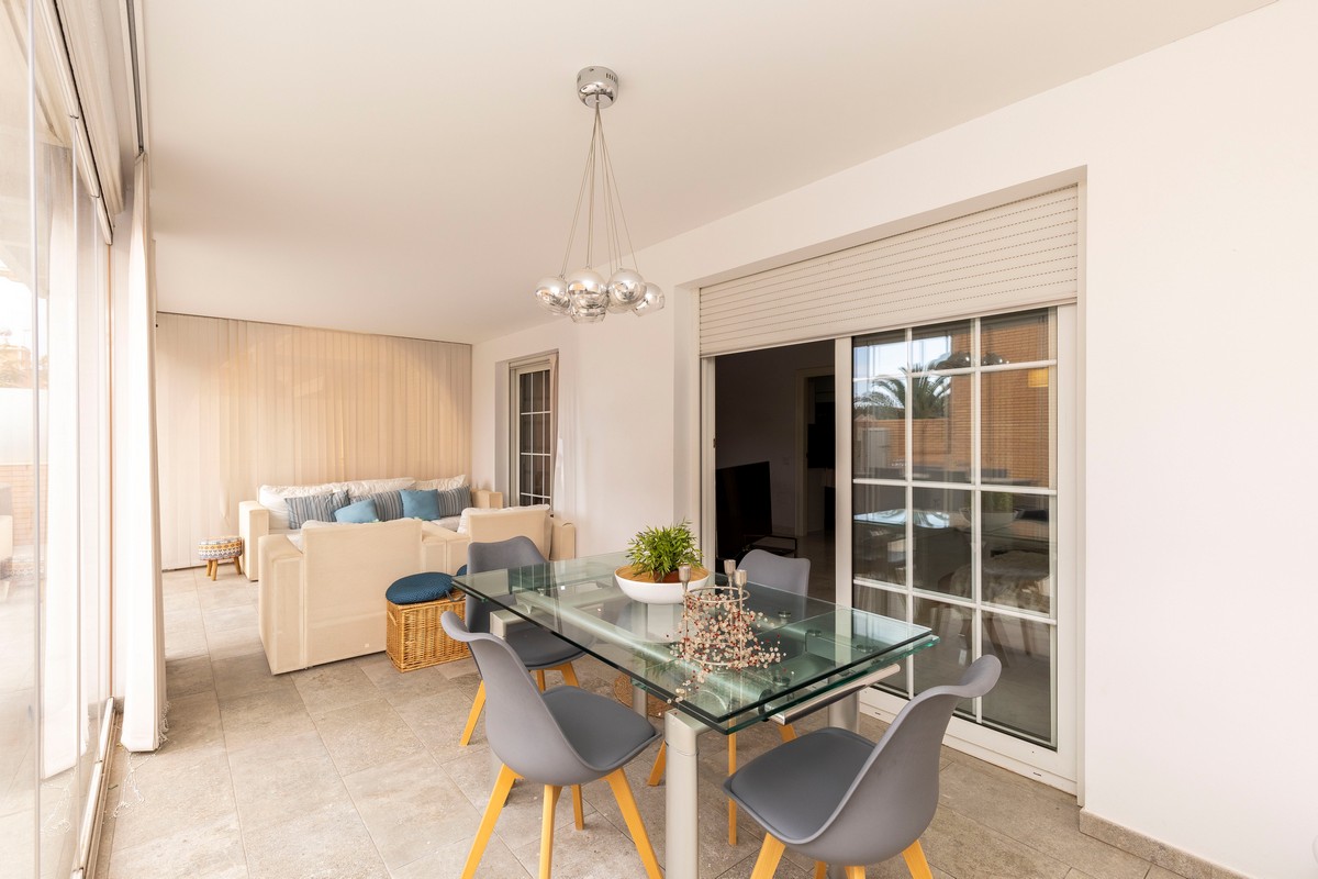 Magnífica Mansión en Villablanca (Almería)