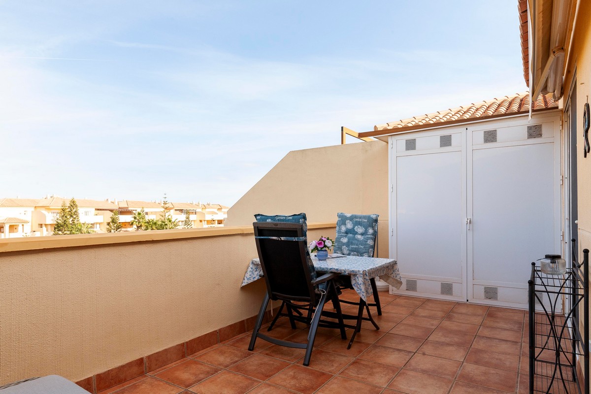 Atico, Complejo “Villa Romana”, 1ª Línea de playa, Urb. Playa Serena Sur