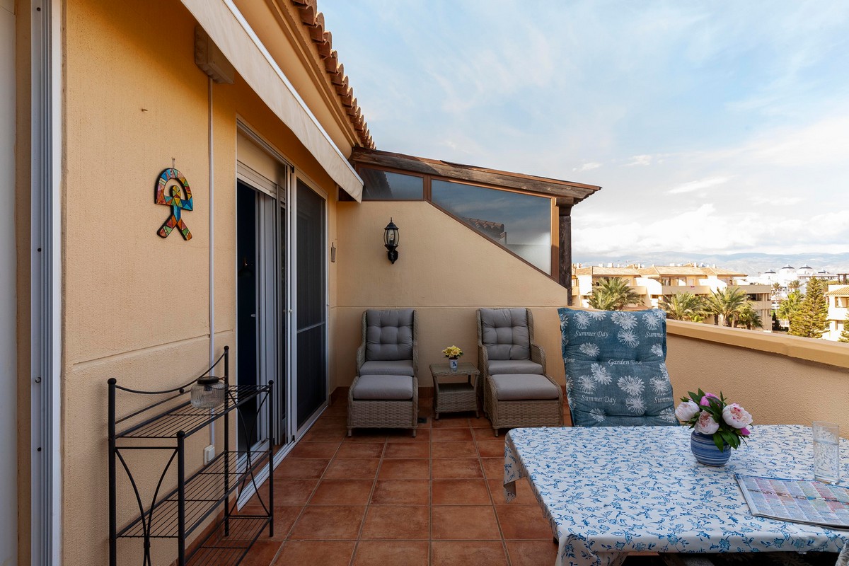 Atico, Complejo “Villa Romana”, 1ª Línea de playa, Urb. Playa Serena Sur