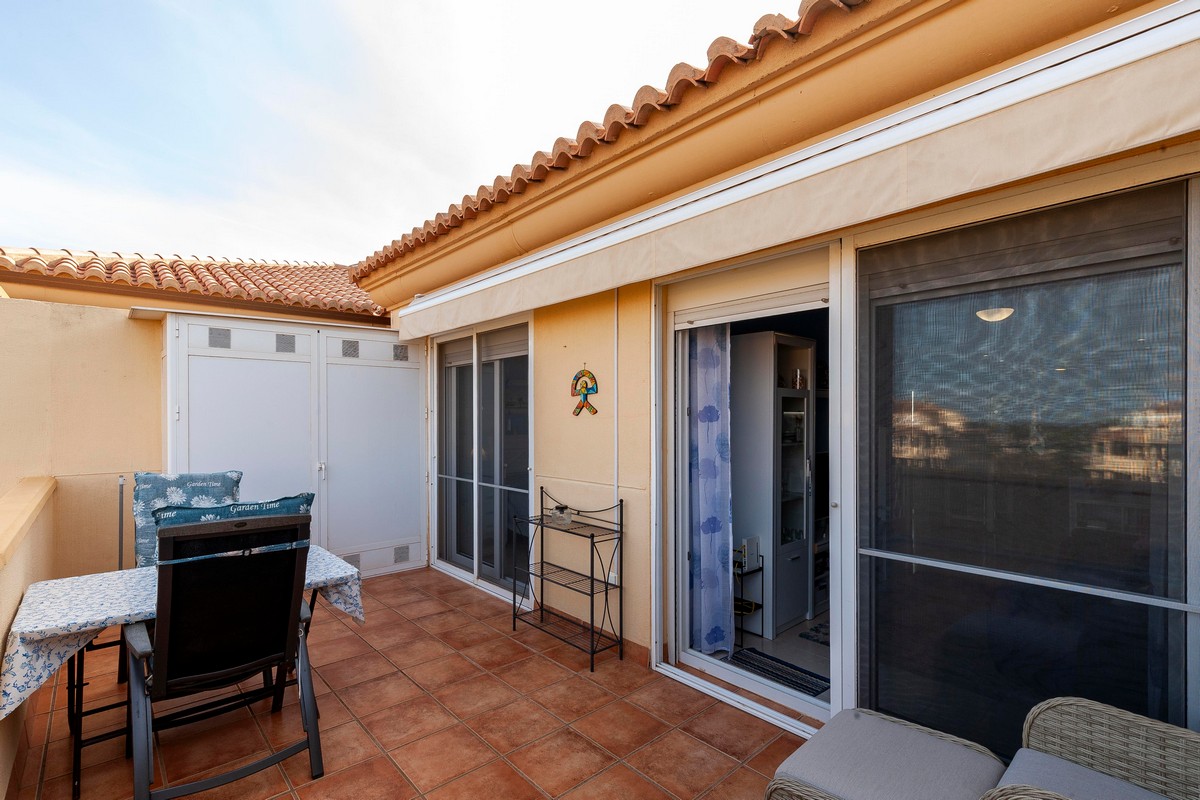 Atico, Complejo “Villa Romana”, 1ª Línea de playa, Urb. Playa Serena Sur