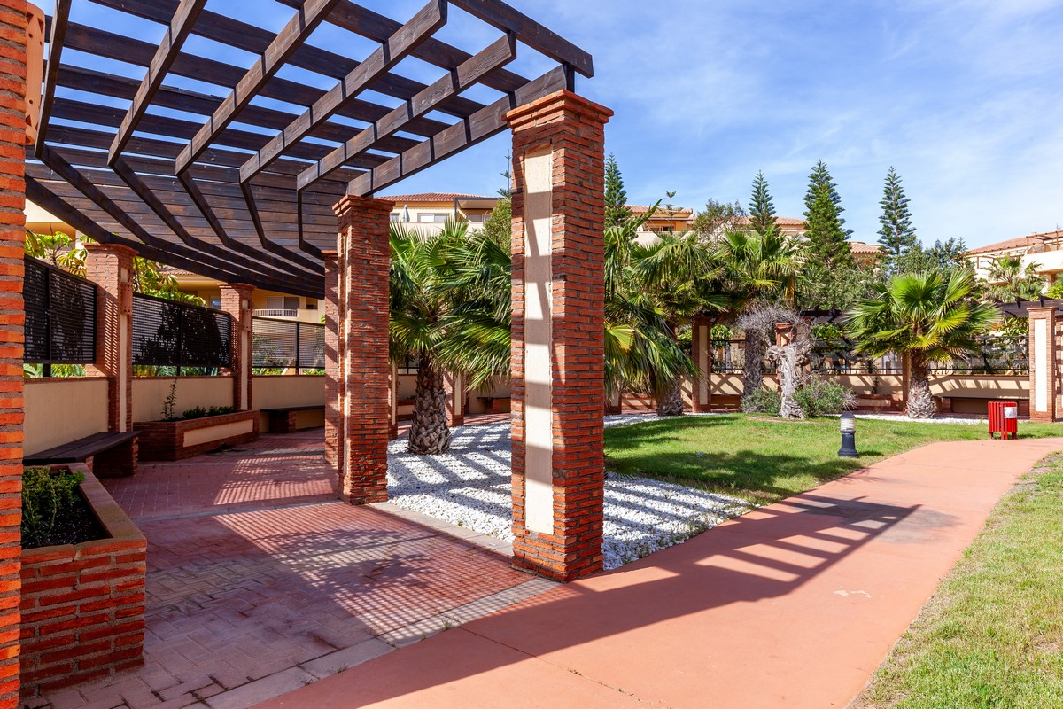Atico, Complejo “Villa Romana”, 1ª Línea de playa, Urb. Playa Serena Sur