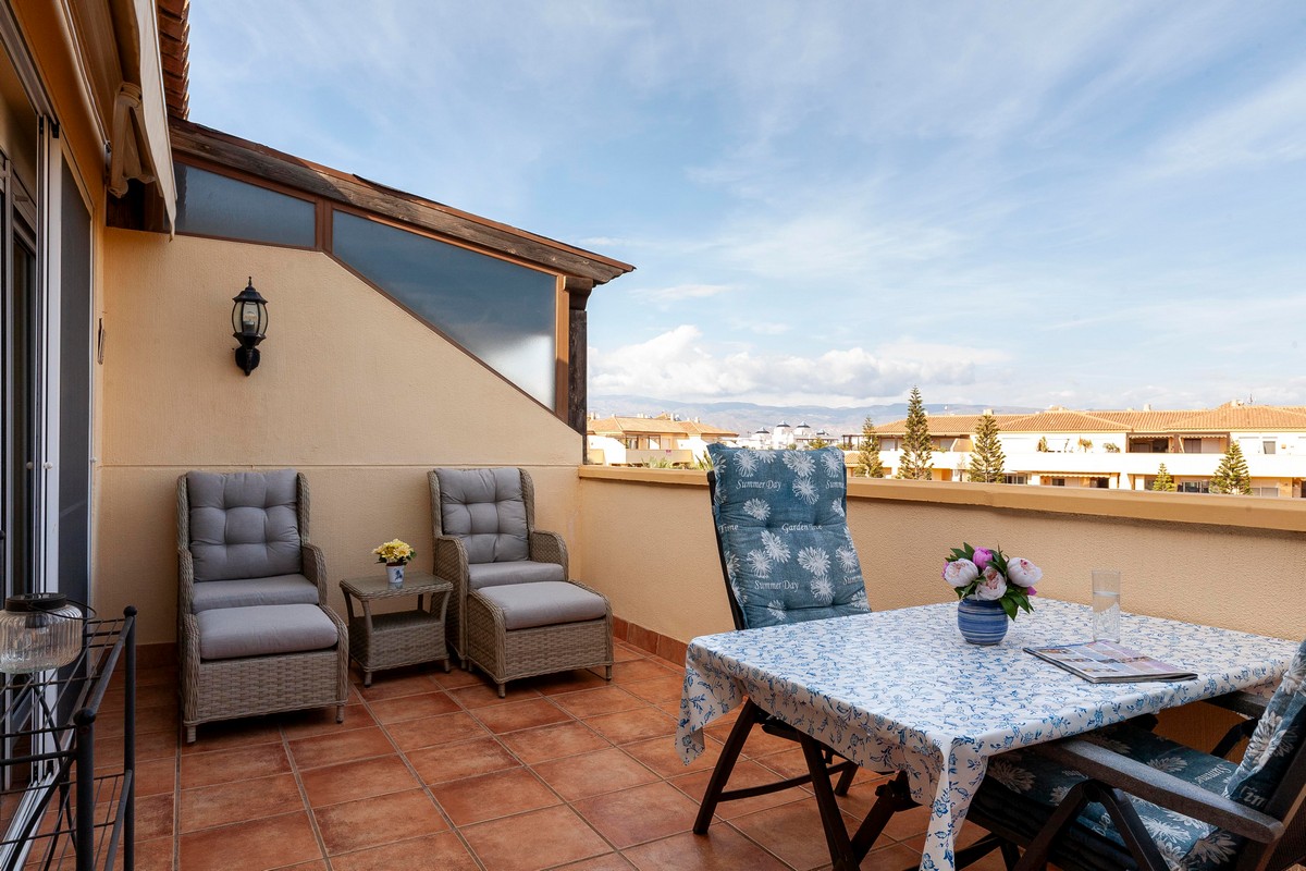 Atico, Complejo “Villa Romana”, 1ª Línea de playa, Urb. Playa Serena Sur