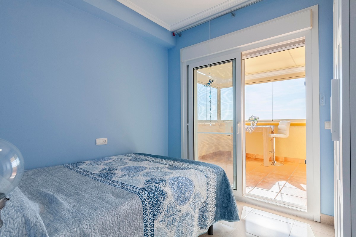 Atico, Complejo “Villa Romana”, 1ª Línea de playa, Urb. Playa Serena Sur