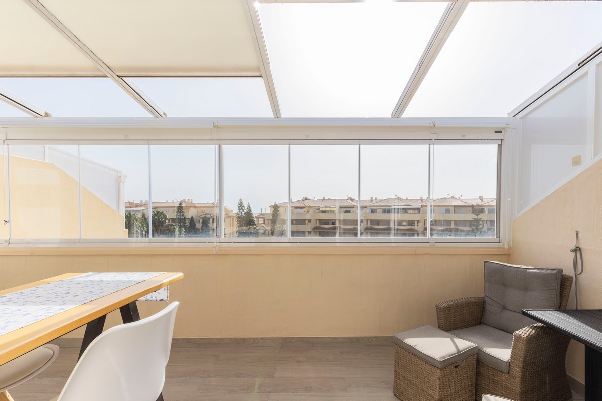 Atico, Complejo “Villa Romana”, 1ª Línea de playa, Urb. Playa Serena Sur