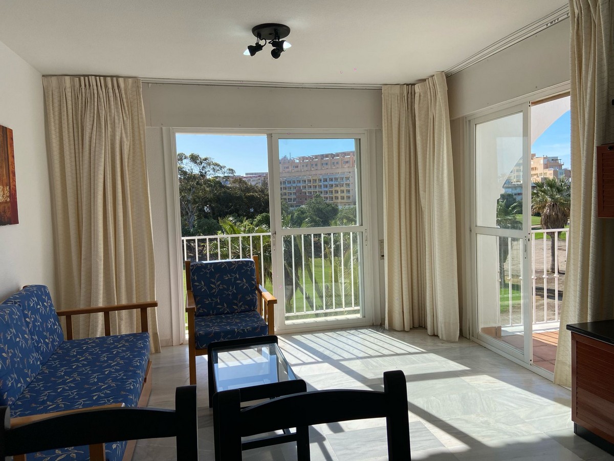 Apartamento en Complejo Golf Center Pueblo