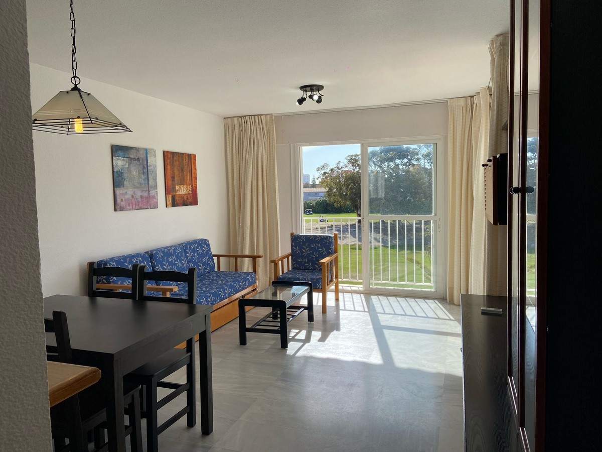 Apartamento en Complejo Golf Center Pueblo