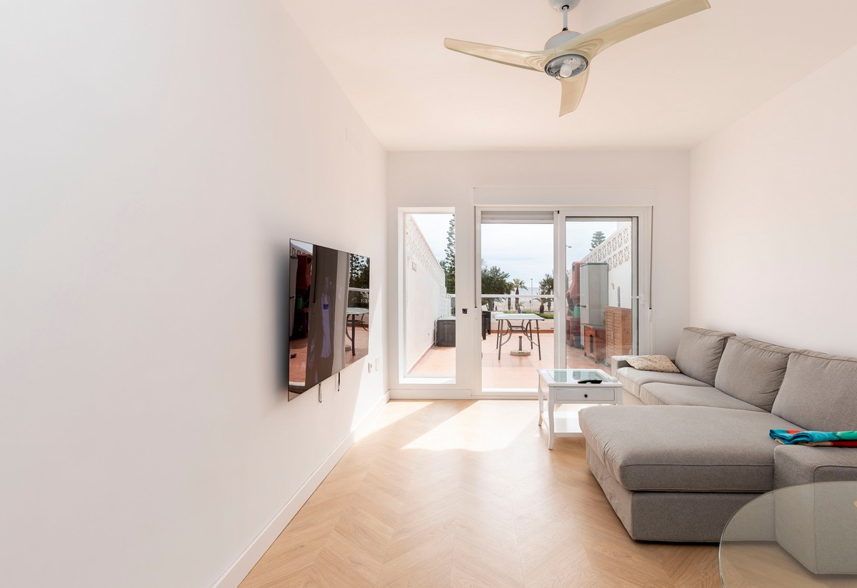 Exclusive townhouse, Playa de la Bajadilla, Urb. Roquetas de Mar