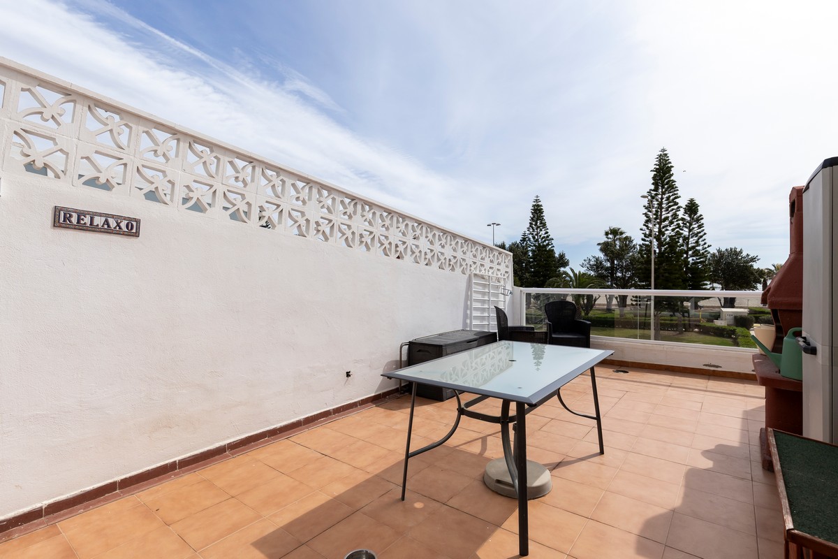 Exclusive townhouse, Playa de la Bajadilla, Urb. Roquetas de Mar