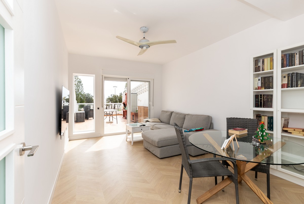 Exclusive townhouse, Playa de la Bajadilla, Urb. Roquetas de Mar