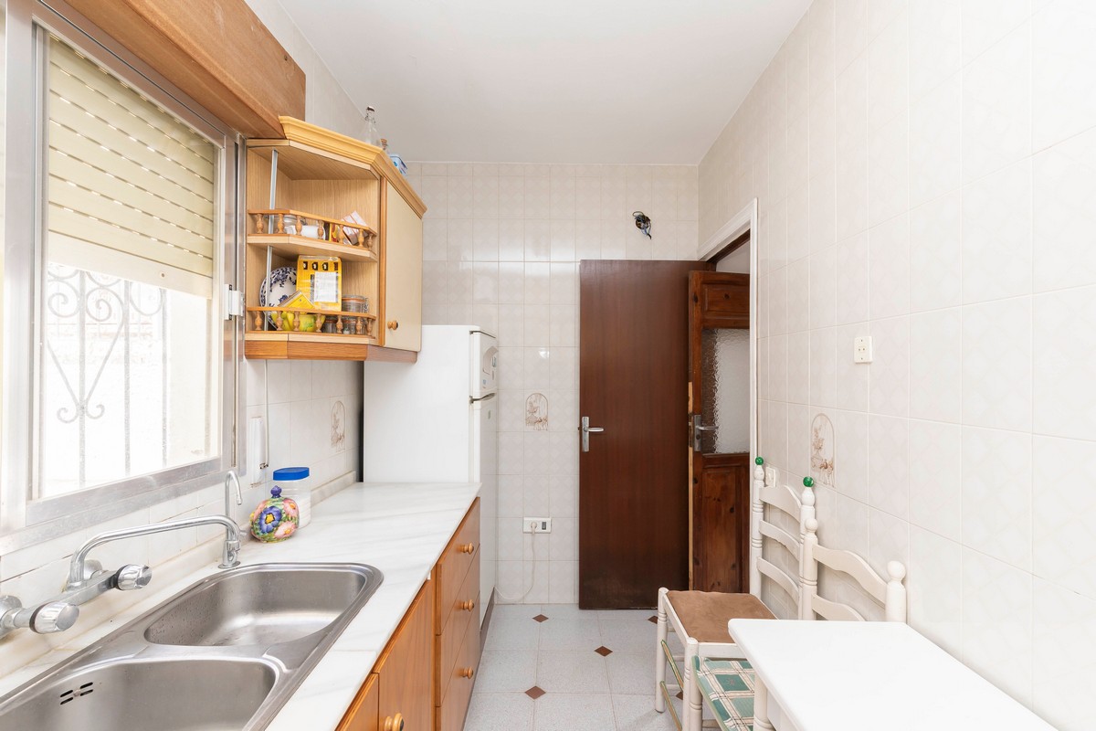 Villa con grande potenziale a Costacabana (Almería)