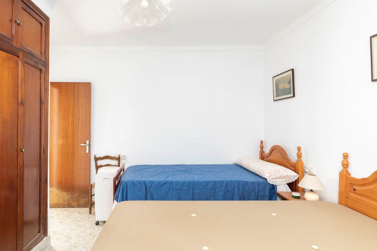Villa con grande potenziale a Costacabana (Almería)