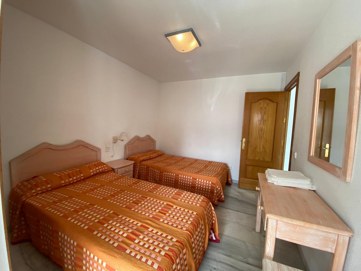 Flat in Golf Center Pueblo complex.