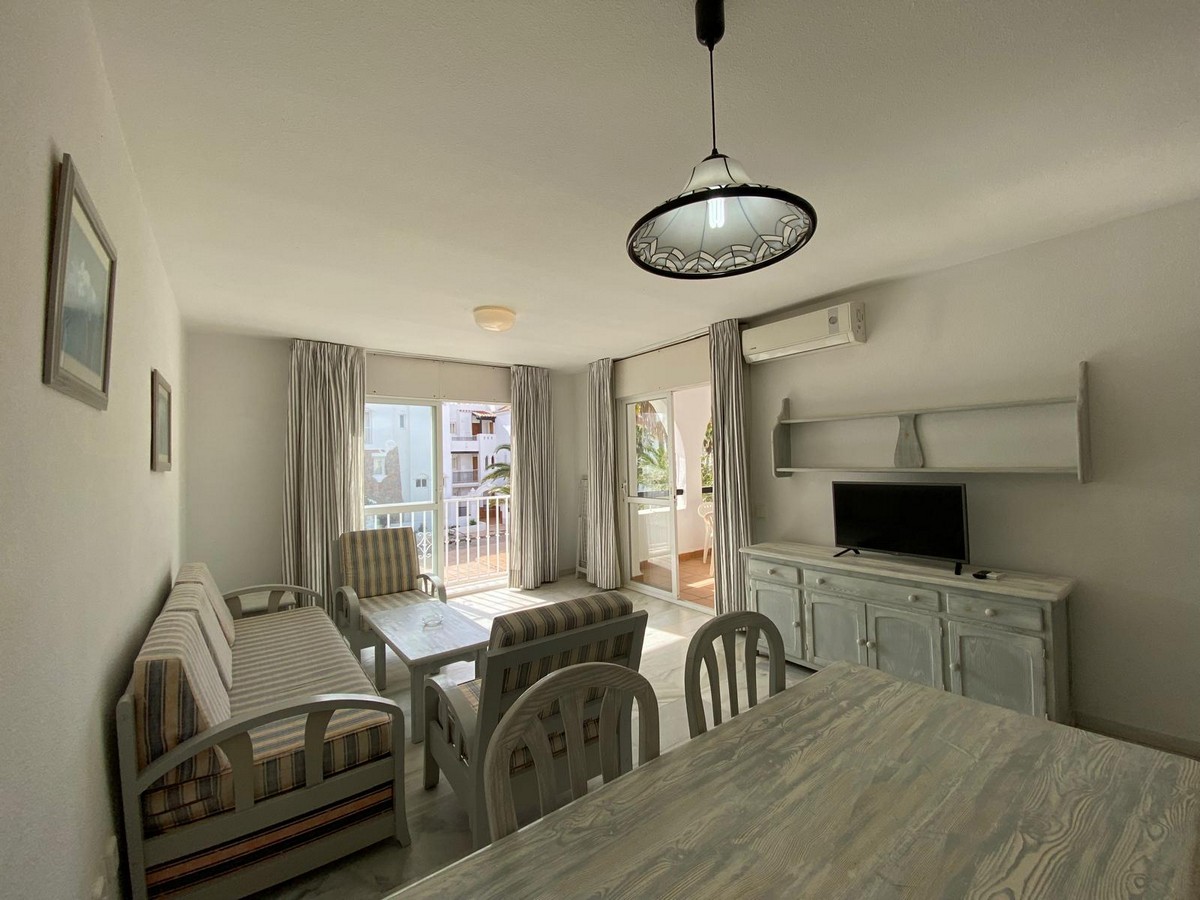 Flat in Golf Center Pueblo complex.