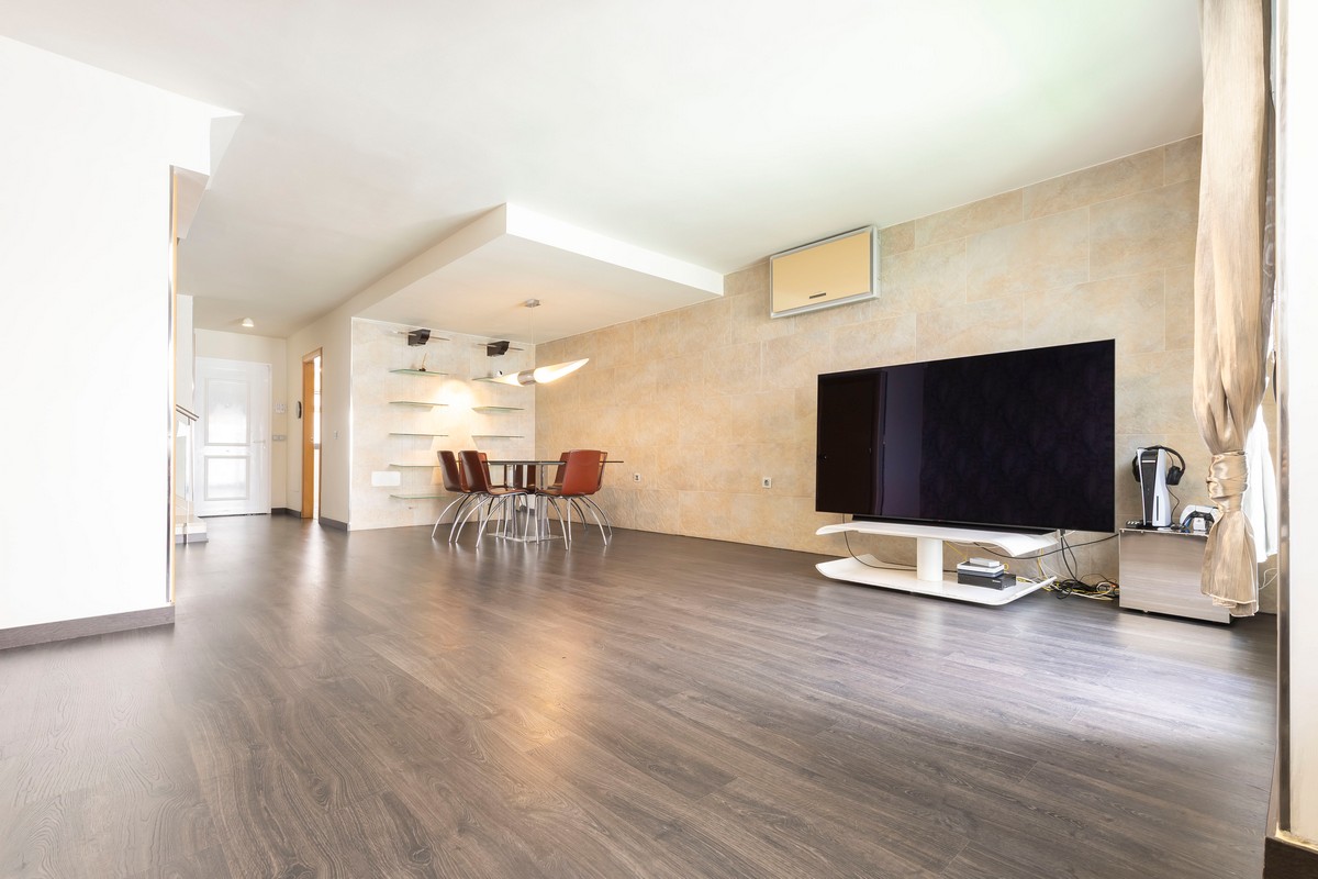 Moderno dúplex listo para entrar a vivir