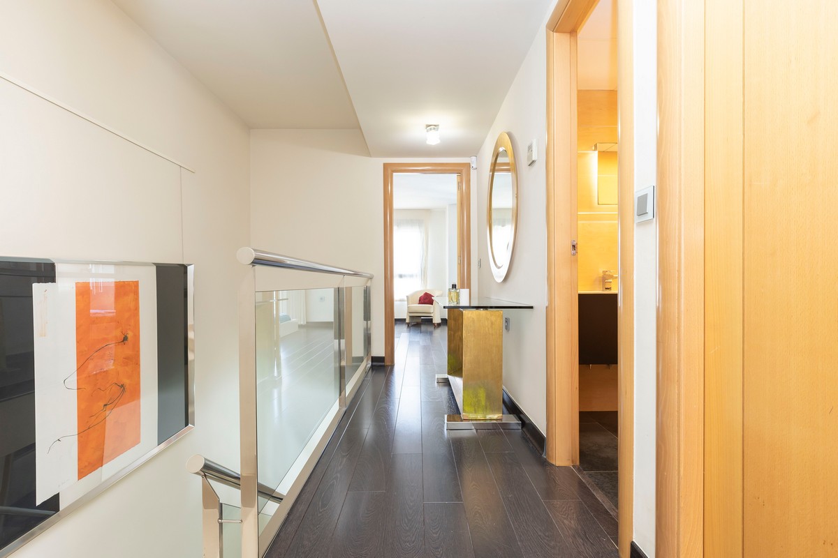 Moderno dúplex listo para entrar a vivir