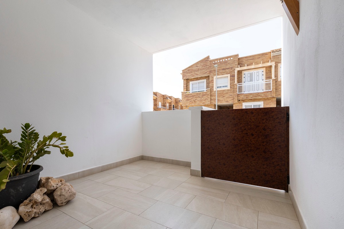 Moderno dúplex listo para entrar a vivir