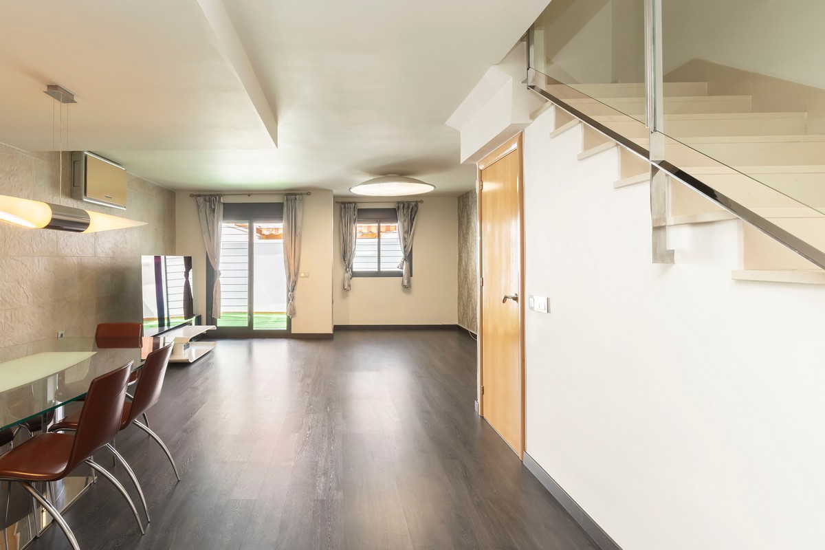 Moderno dúplex listo para entrar a vivir