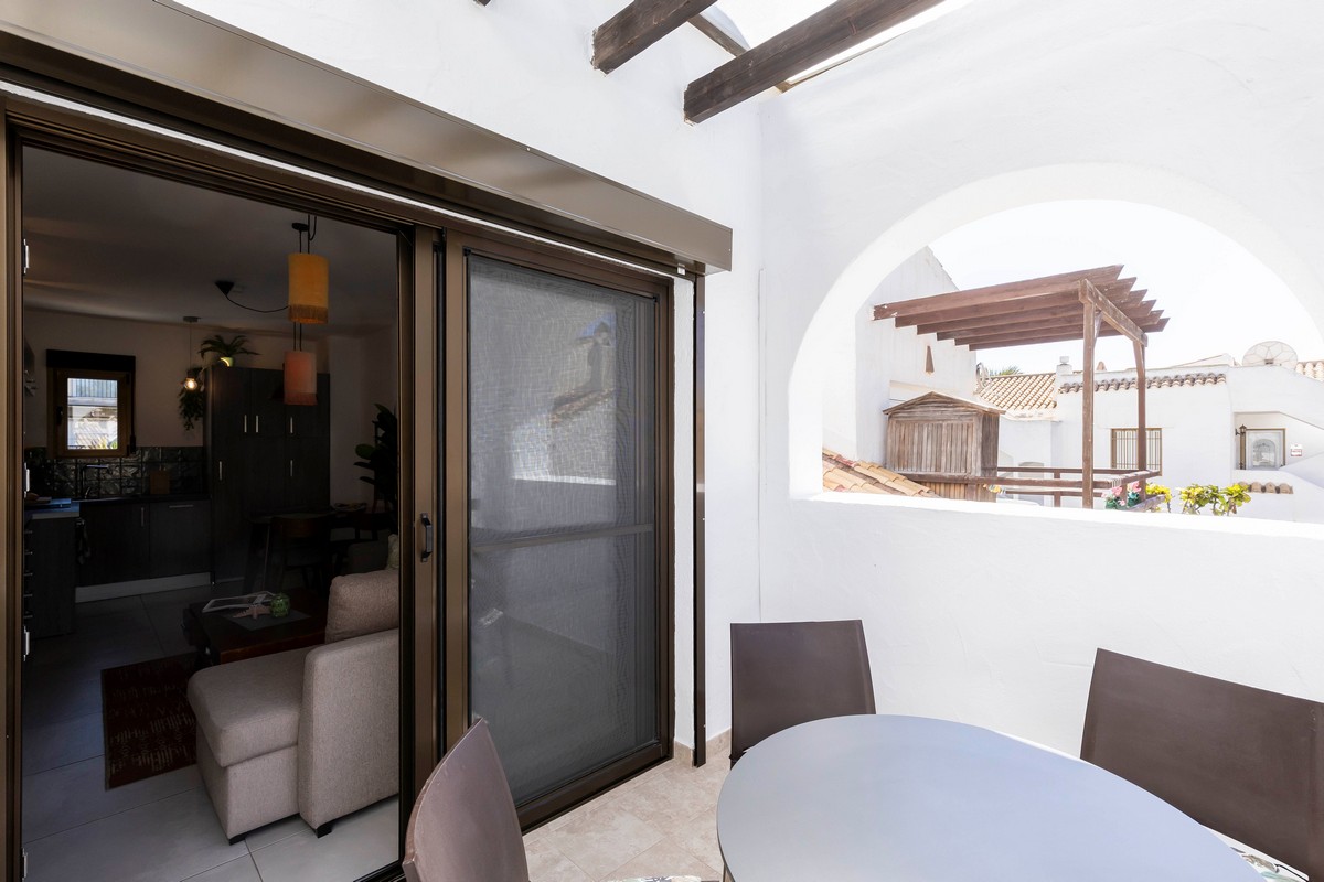 Acogedor y reformado apartamento de un dormitorio en Complejo Las Chirimoyas