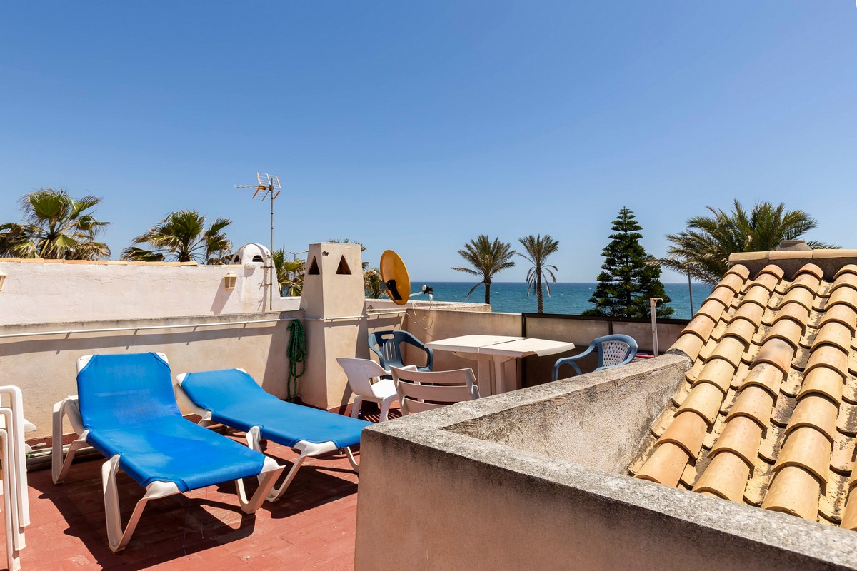 Espectacular apartamento en 1ª línea de playa, Complejo Las Bananas