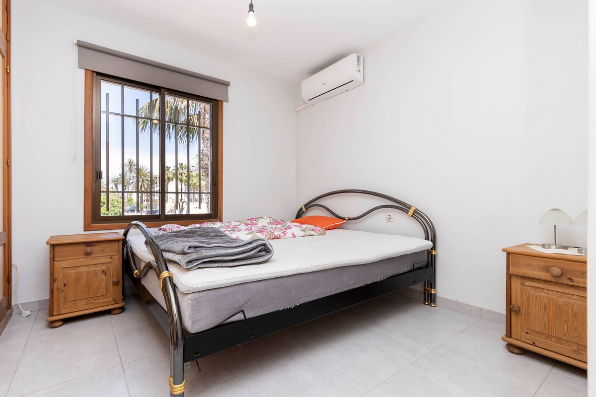 Espectacular apartamento en 1ª línea de playa, Complejo Las Bananas