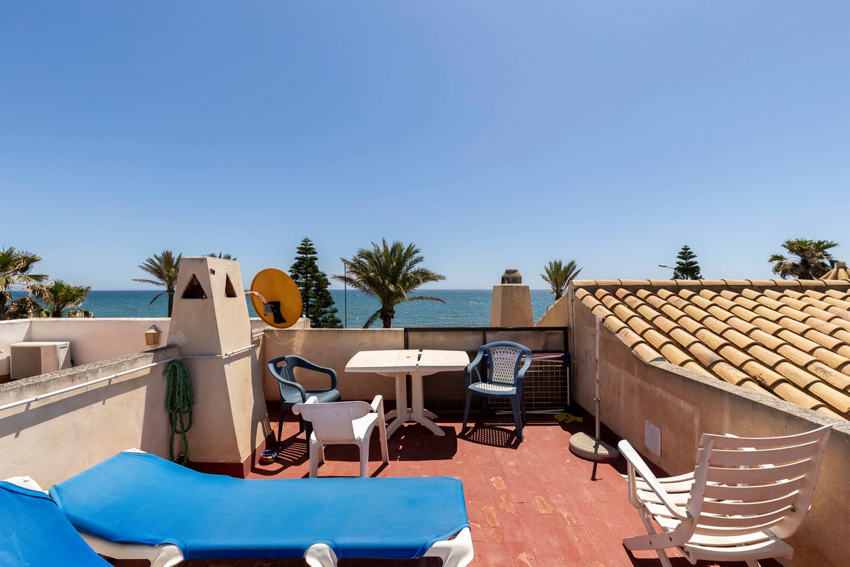 Espectacular apartamento en 1ª línea de playa, Complejo Las Bananas