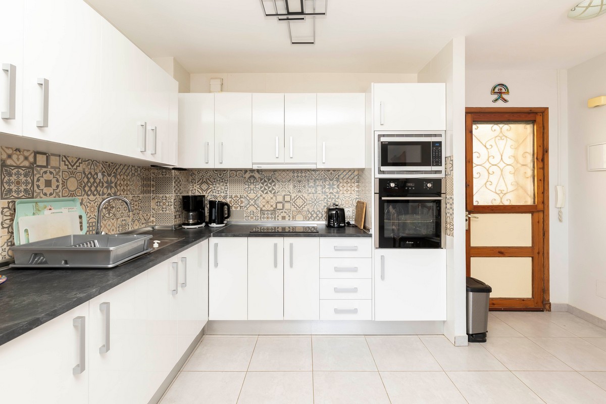 Espectacular apartamento en 1ª línea de playa, Complejo Las Bananas