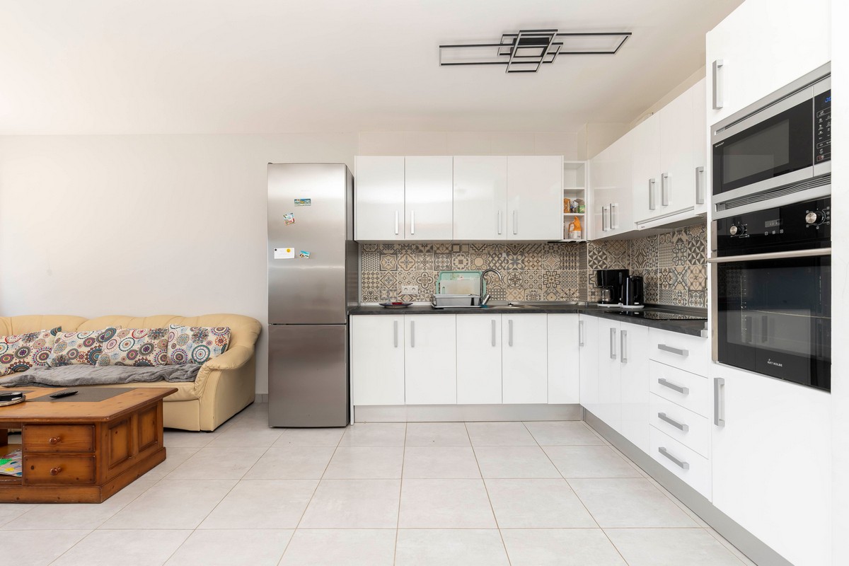 Espectacular apartamento en 1ª línea de playa, Complejo Las Bananas