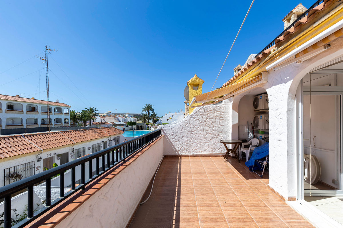 Soleggiato appartamento con 2 camere da letto nel complesso Pueblo Andaluz