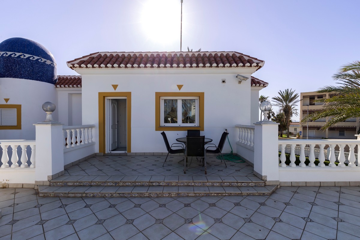 Spettacolare villa di 491 m² su un terreno di 1.480 m² - Ideale per due famiglie