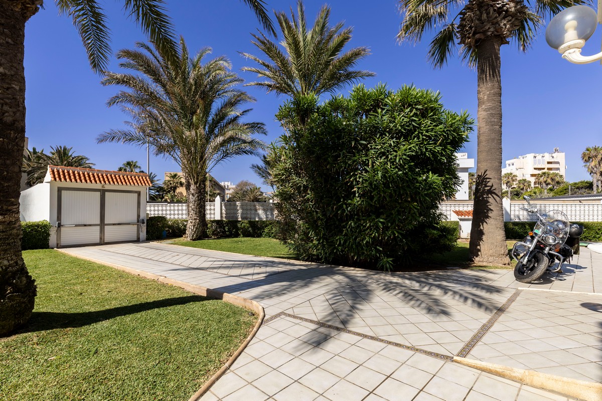 Spettacolare villa di 491 m² su un terreno di 1.480 m² - Ideale per due famiglie