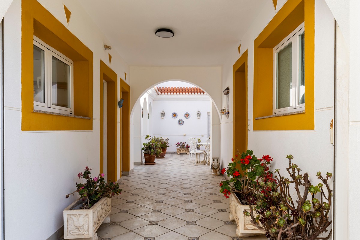 Spettacolare villa di 491 m² su un terreno di 1.480 m² - Ideale per due famiglie