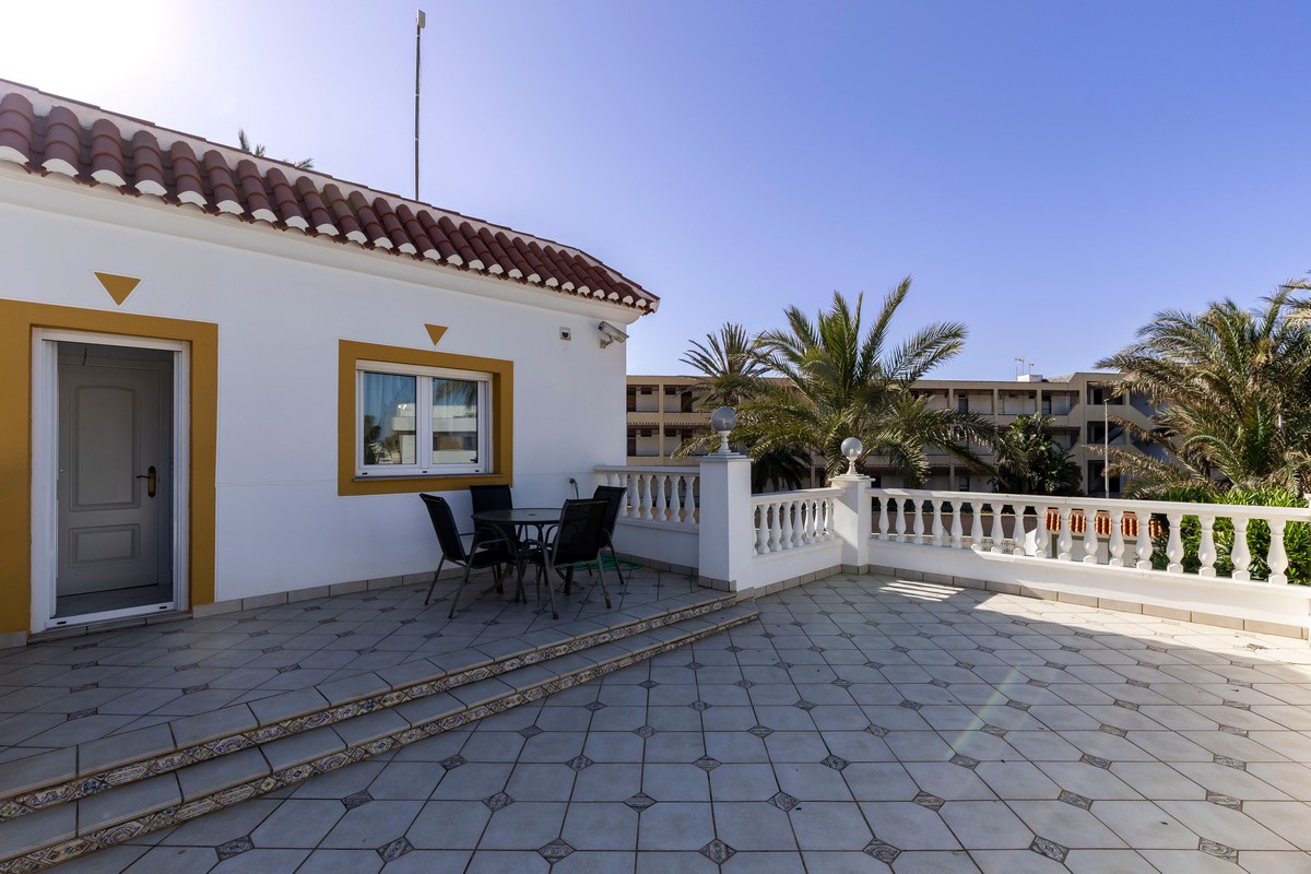 Spettacolare villa di 491 m² su un terreno di 1.480 m² - Ideale per due famiglie