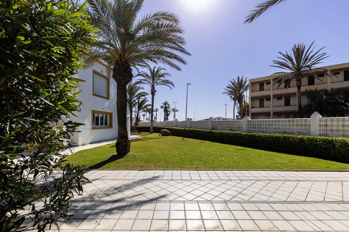Spettacolare villa di 491 m² su un terreno di 1.480 m² - Ideale per due famiglie