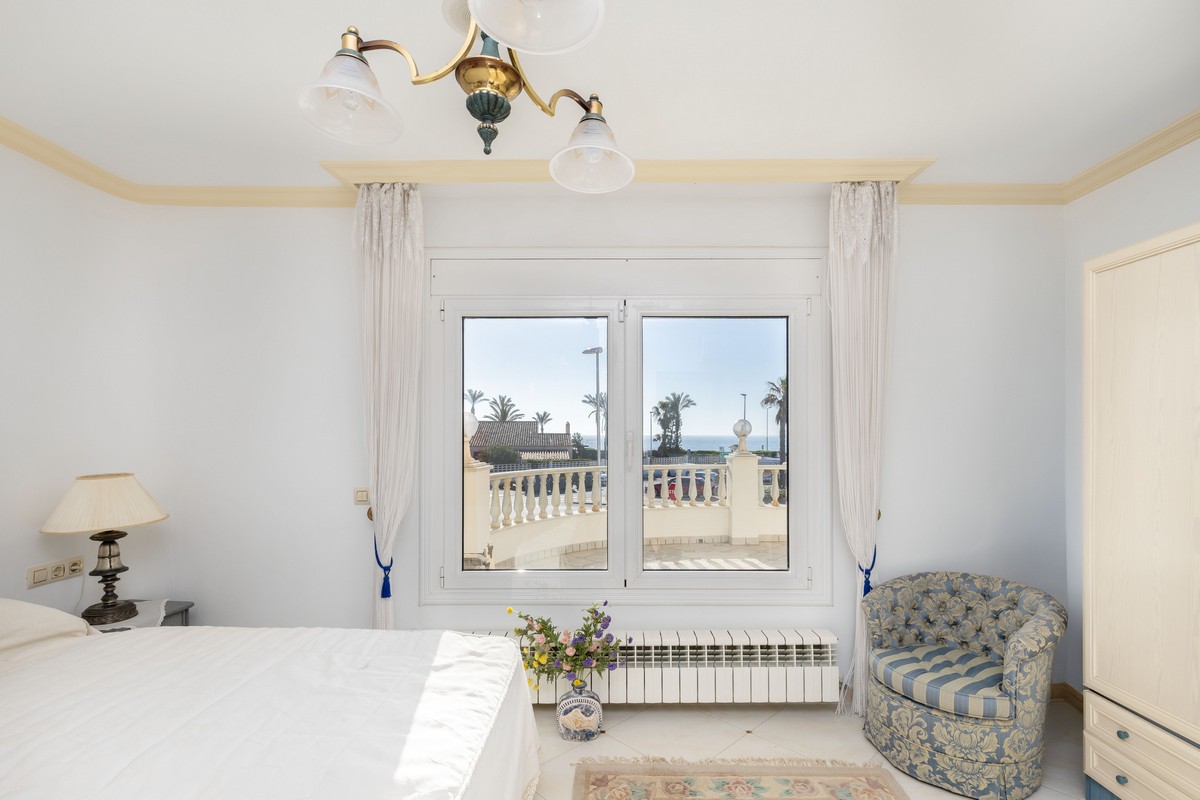 Spettacolare villa di 491 m² su un terreno di 1.480 m² - Ideale per due famiglie