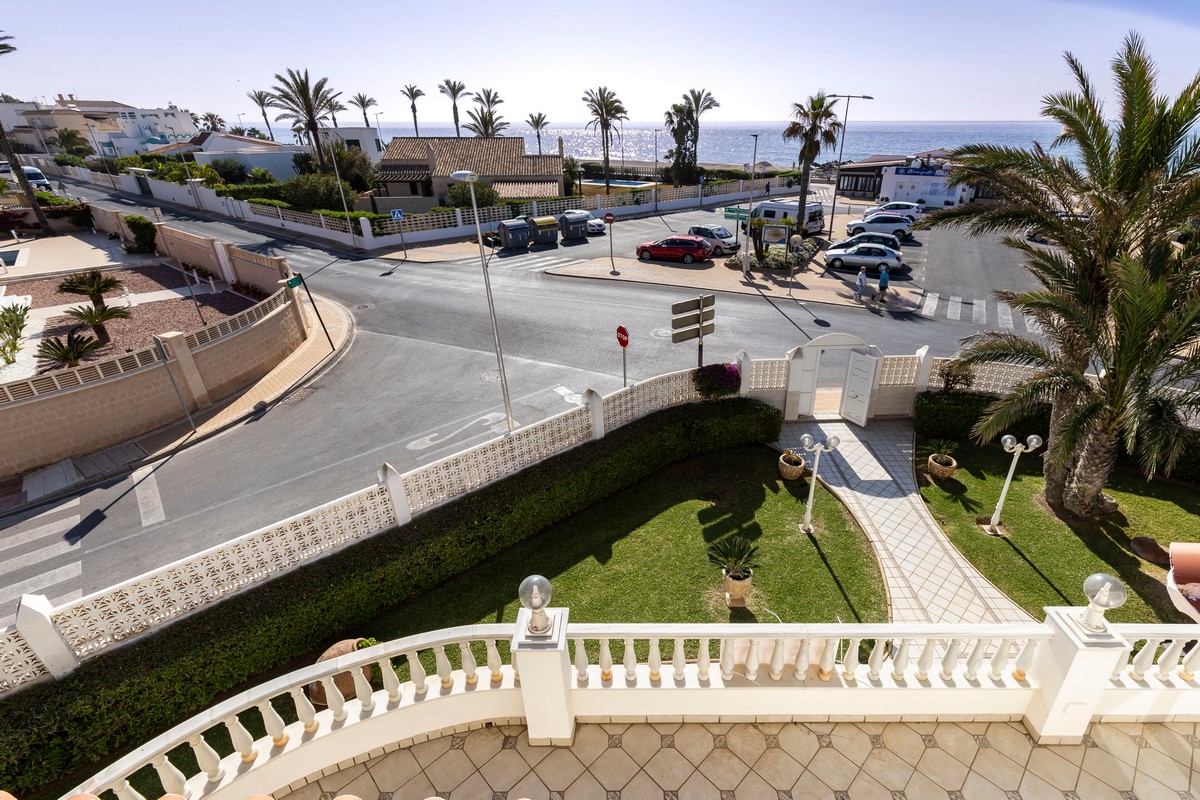 Spettacolare villa di 491 m² su un terreno di 1.480 m² - Ideale per due famiglie