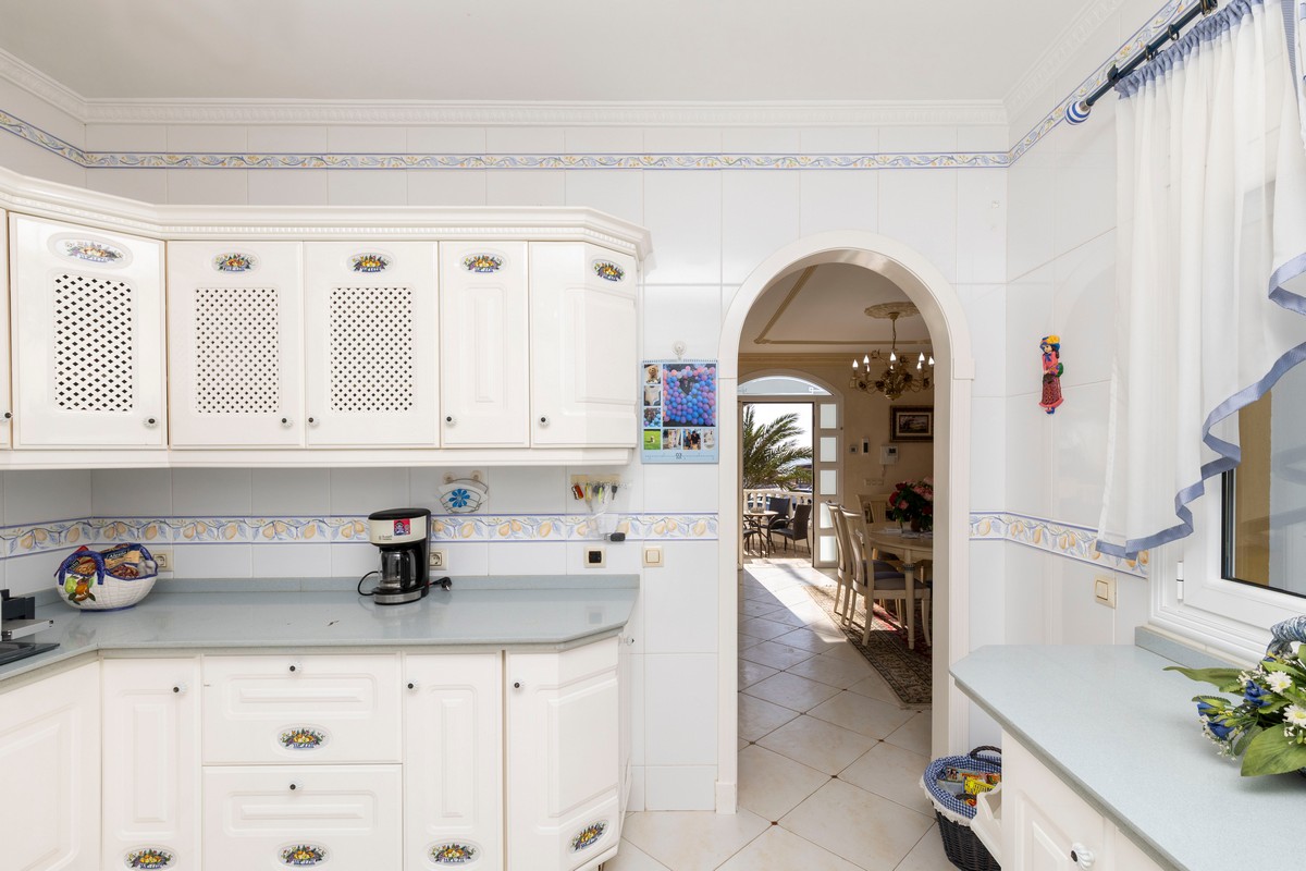 Spettacolare villa di 491 m² su un terreno di 1.480 m² - Ideale per due famiglie