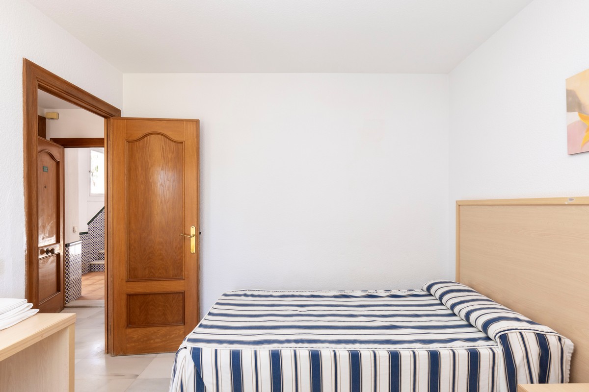 La vostra nuova casa vi aspetta al Complejo Golf Center! Vivere con stile e comfort