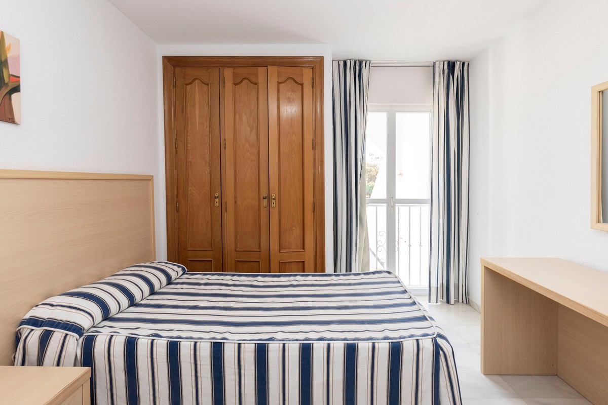 La vostra nuova casa vi aspetta al Complejo Golf Center! Vivere con stile e comfort